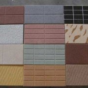 Carreaux pour la décoration intérieure: types et caractéristiques