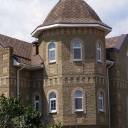 Orientation: maison chaleureuse avec un bel extérieur