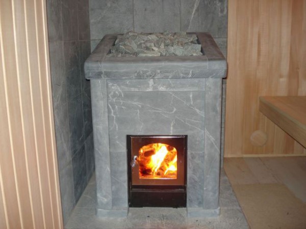 Talc magnesite bath stove