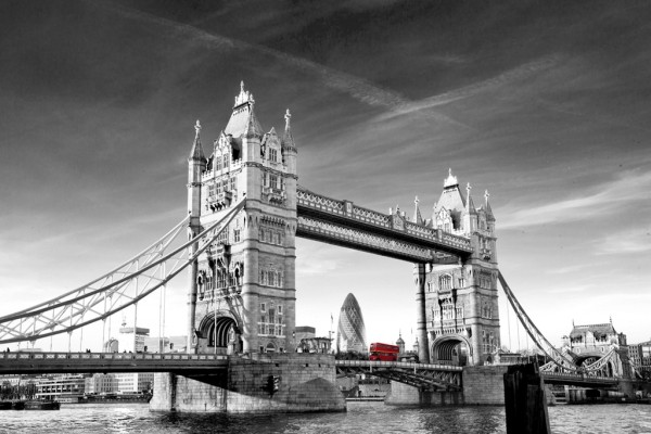 Tower Bridge en noir et blanc