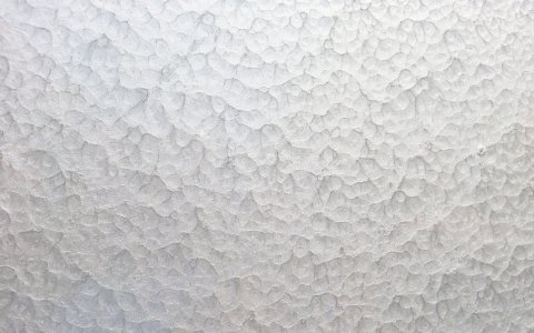 Peinture au marteau sur les surfaces métalliques