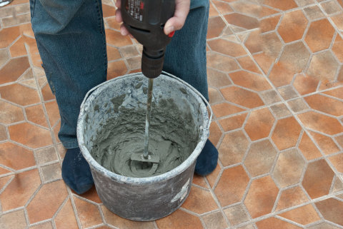 Colle à cuisson pour carreaux de maçonnerie