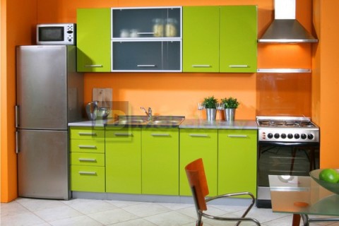 Couleur orange pour les murs de la cuisine