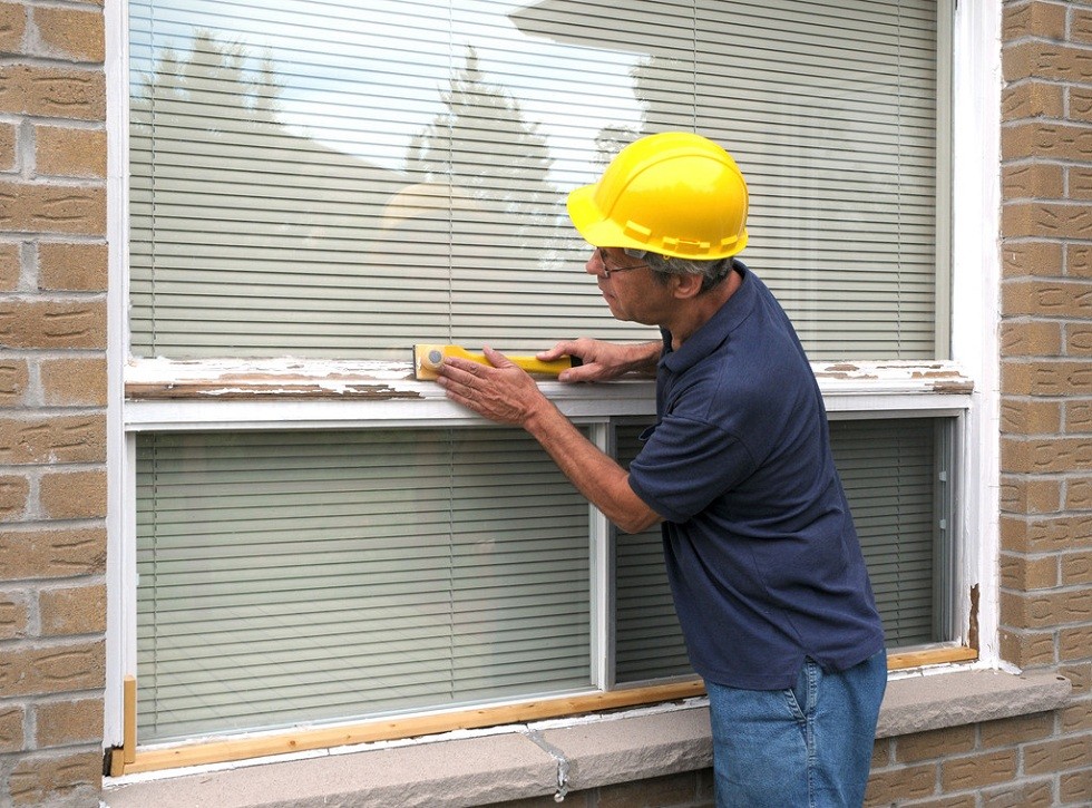 Peinture pour la peinture des fenêtres en bois